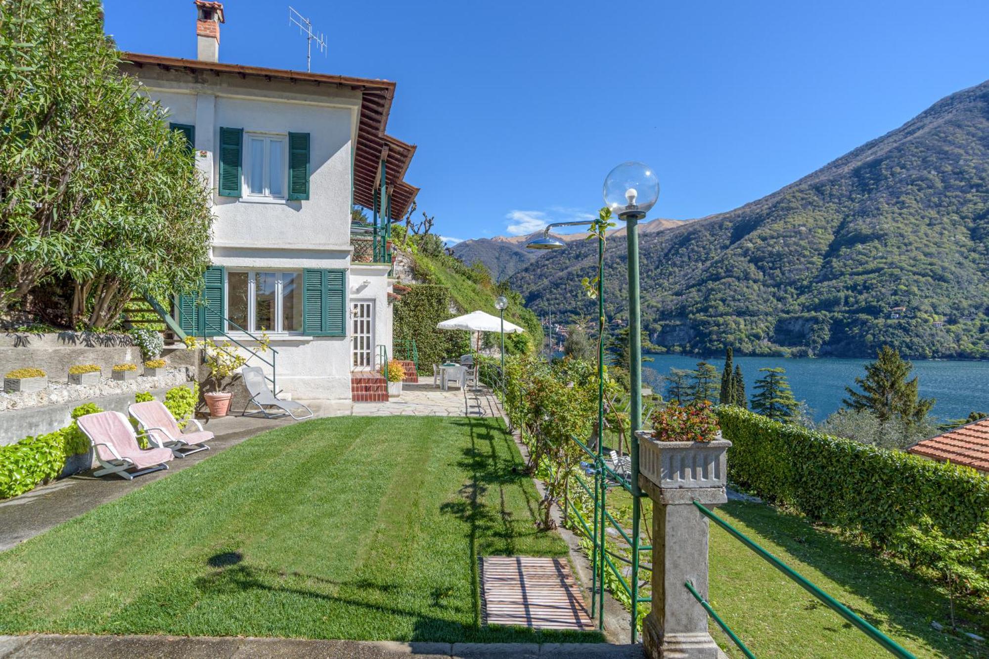 Casa Bambu - Splendida Vista Lago E Posto Auto Laglio Dış mekan fotoğraf