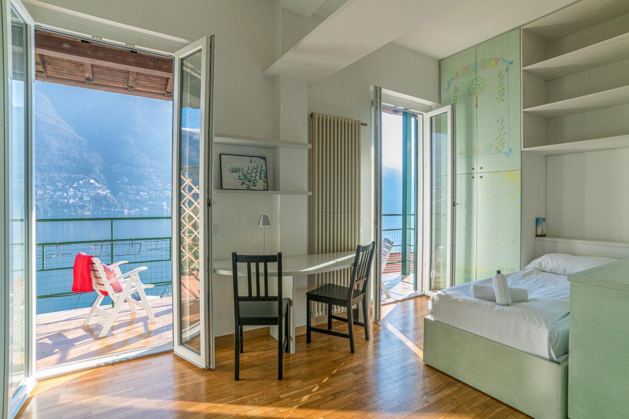 Casa Bambu - Splendida Vista Lago E Posto Auto Laglio Dış mekan fotoğraf